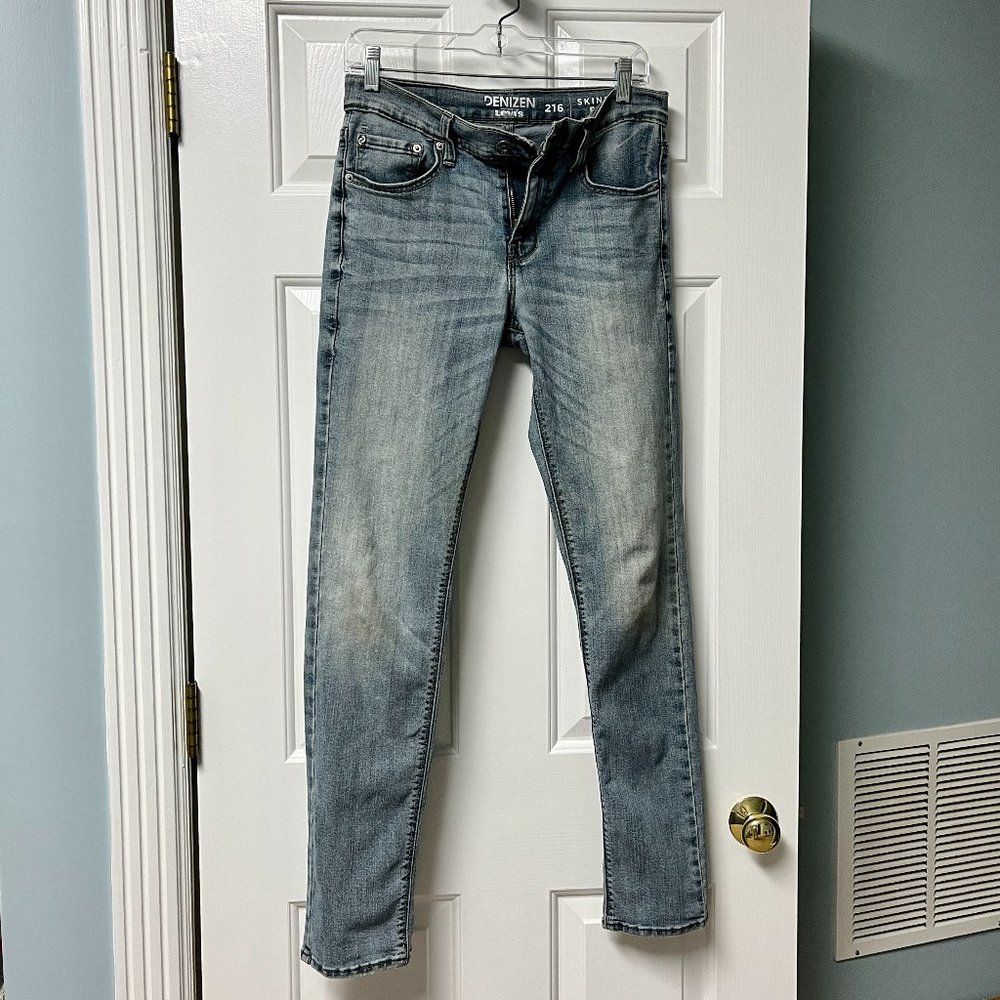 Levi's Denizen 216 Skinny Fit Men's Jeans 29 x 30 $5 or FREE w/purchase